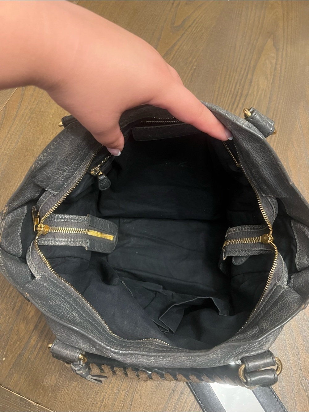 Balenciaga City Bag - Picture 5 of 7